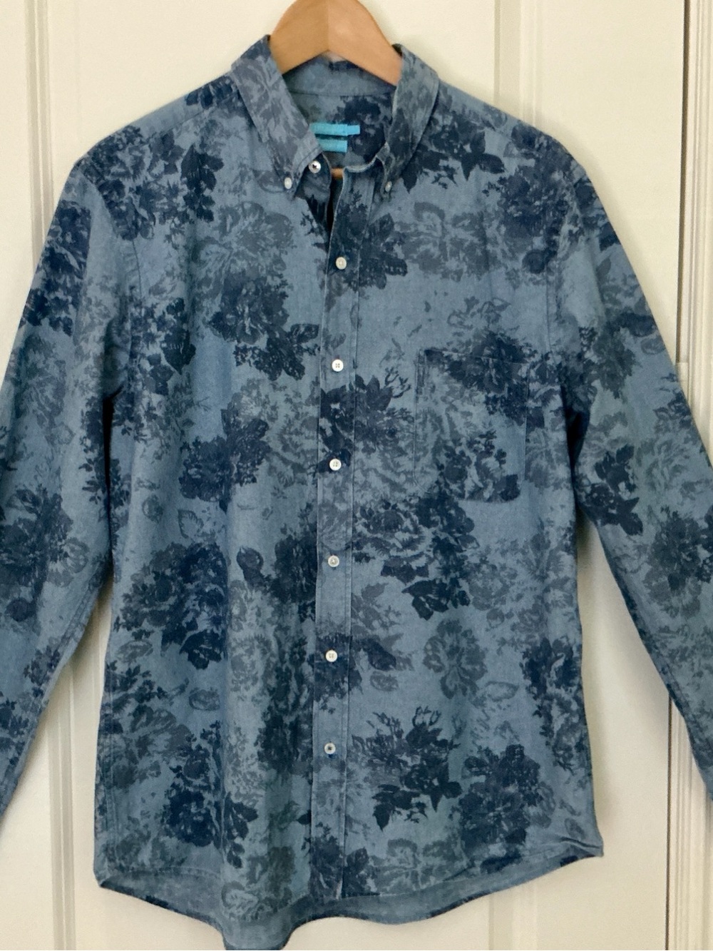 J  McLaughlin Men’s Cotton Button down Shirt Light Blue Floral
